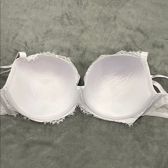 Victoria's Secret Gray Lace Dream Angels Lined Demi Underwire Bra 38DDD - Picture 10 of 12
